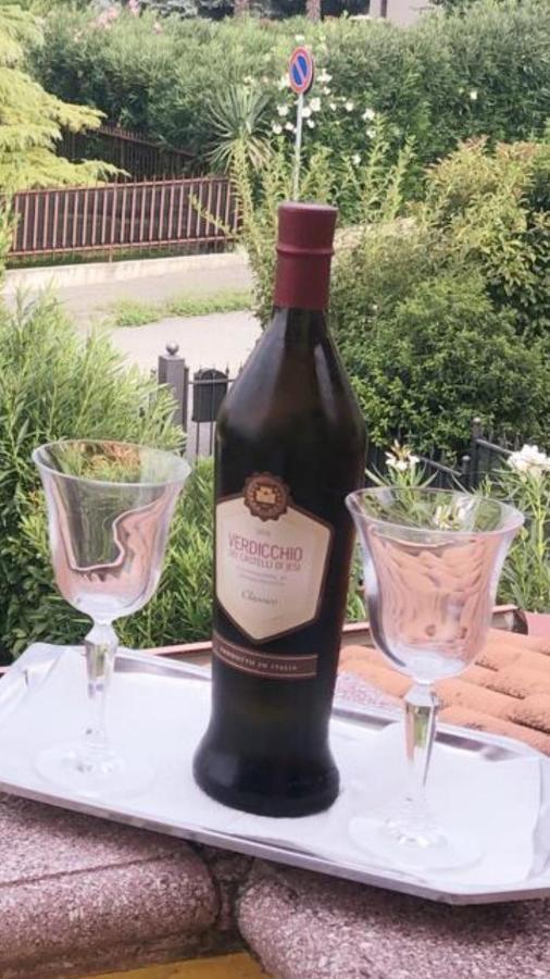 Giulietta E Romeo Acomodação com café da manhã Peschiera del Garda Exterior foto