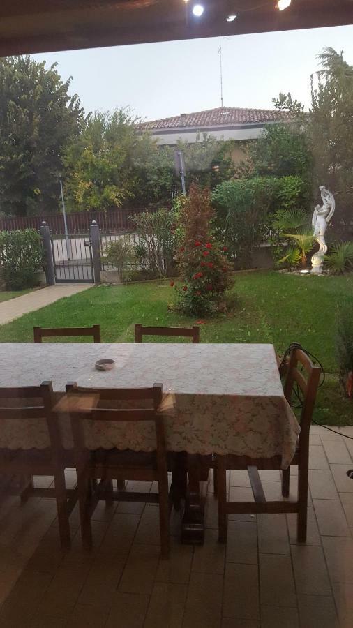 Giulietta E Romeo Acomodação com café da manhã Peschiera del Garda Exterior foto